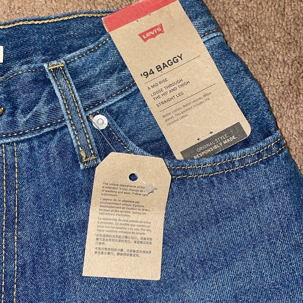 NWT Levi’s 94 baggy jeans